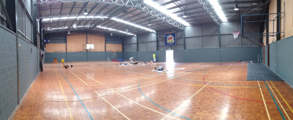 Sports hall walls and ceiling